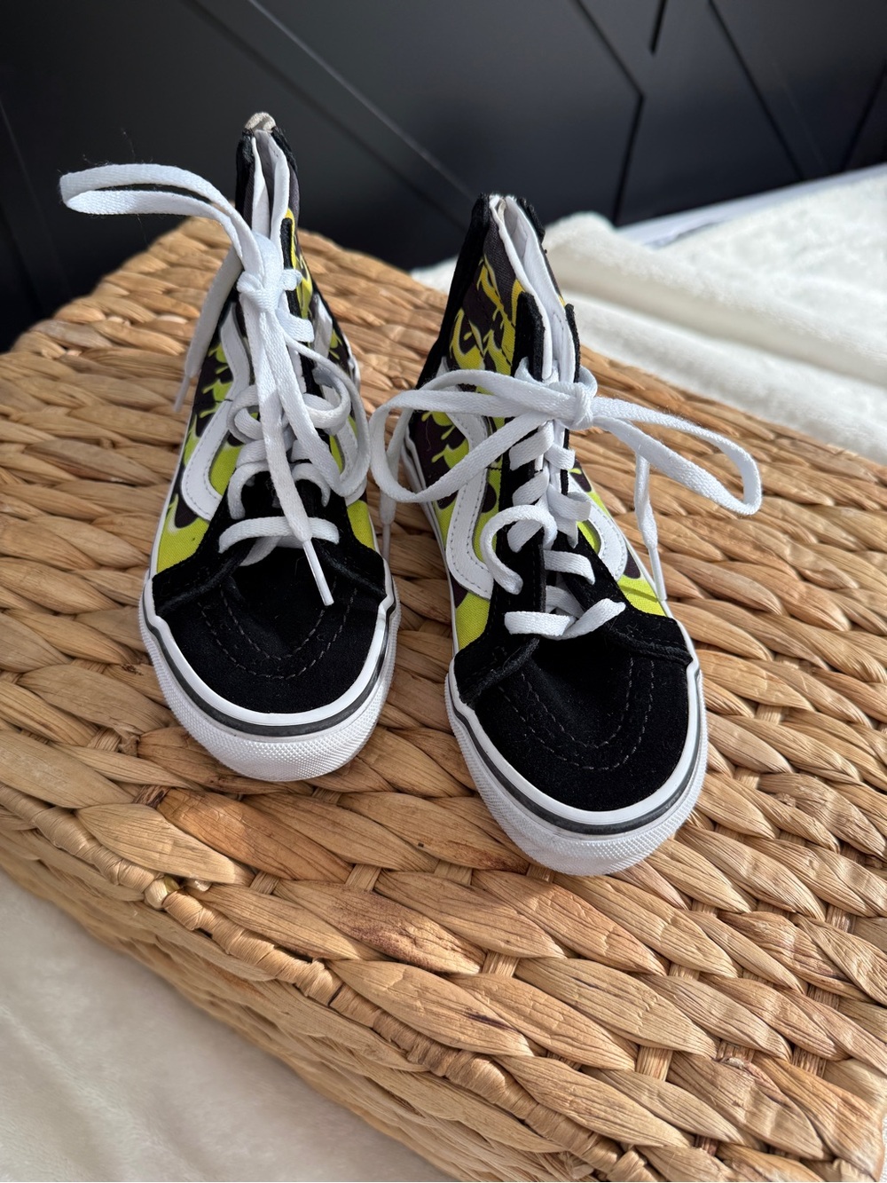 Vans Kids Sk8-Hi Zip Slime Flame Sneakers Black Lime Green High Top Size 12